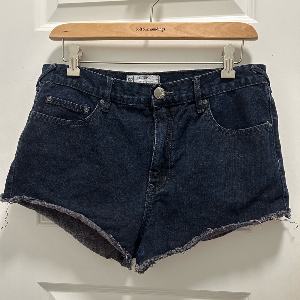 Free People Dark Blue Jean Shorts Raw Hem Sz 29